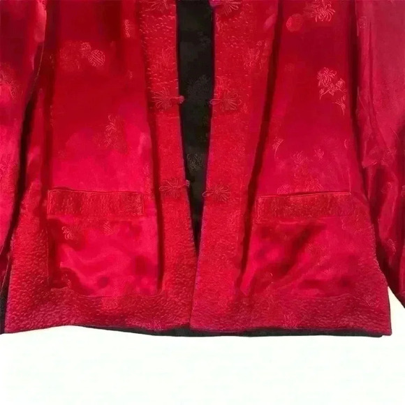 Women’s Black and Red Vintage Oriental Reversible Jacket. No size tag. - Picture 9 of 12